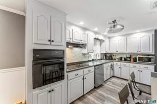 16 Nutmeg Ave, Enfield, CT 06082 - Photo 3