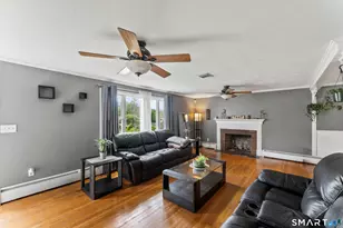 16 Nutmeg Ave, Enfield, CT 06082 - Photo 9