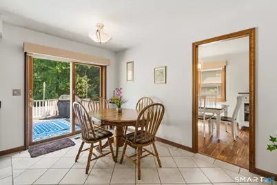 21 Markwood Road, Manchester, CT 06040 - Photo 11