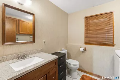 21 Markwood Road, Manchester, CT 06040 - Photo 23
