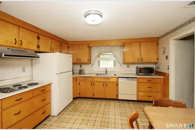 32 Quarry Road, Granby, CT 06035 - Photo 11