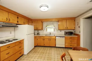 32 Quarry Rd, Granby, CT 06035 - Photo 11