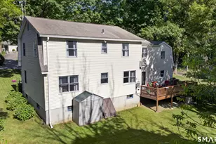 11 Tanglewood Dr, Preston, CT 06365 - Photo 3