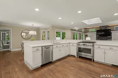 108 Logan Road, New Canaan, CT 06840 - Photo 9