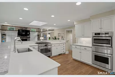 108 Logan Road, New Canaan, CT 06840 - Photo 7