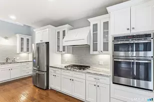 892 Heritage Vlg, Southbury, CT 06488 - Photo 17