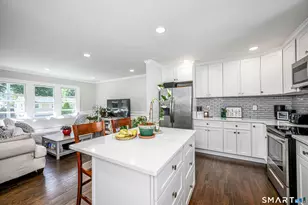 89 Ogden St, West Haven, CT 06516 - Photo 9