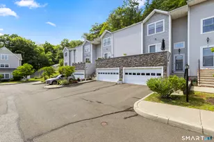 48 Stetson Pl, Danbury, CT 06811 - Photo 3