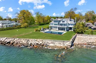 379 Ocean Dr W, Stamford, CT 06902 - Photo 3