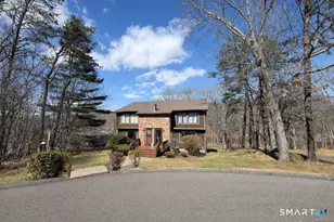 81 Cliffside Dr, Manchester, CT 06042 - Photo 1
