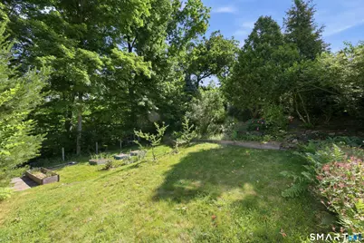36 Hunting Hill Avenue, Middletown, CT 06457 - Photo 25