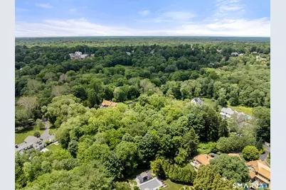 101 Hubbell Lane, Fairfield, CT 06824 - Photo 9