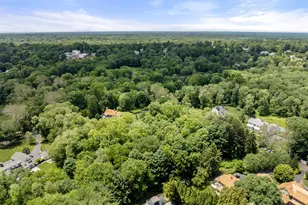 101 Hubbell Ln, Fairfield, CT 06824 - Photo 9