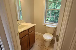 190 S Thames St, Norwich, CT 06360 - Photo 17