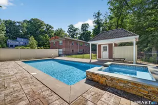 659 W Woods Rd, Hamden, CT 06518 - Photo 29