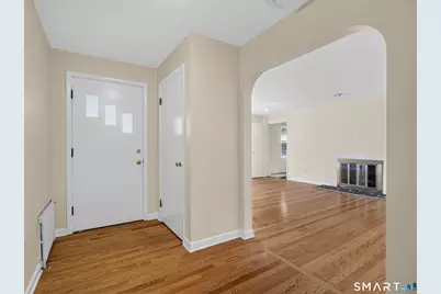 659 West Woods Road, Hamden, CT 06518 - Photo 3