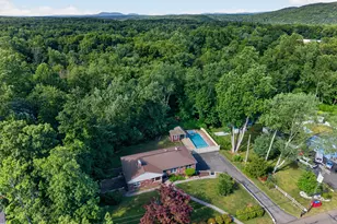 659 W Woods Rd, Hamden, CT 06518 - Photo 27