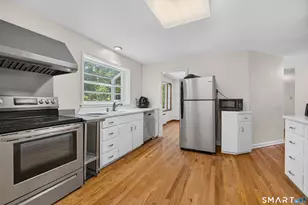659 W Woods Rd, Hamden, CT 06518 - Photo 13