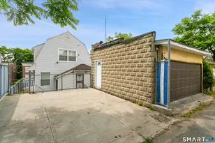 372 Dover St, Bridgeport, CT 06610 - Photo 39