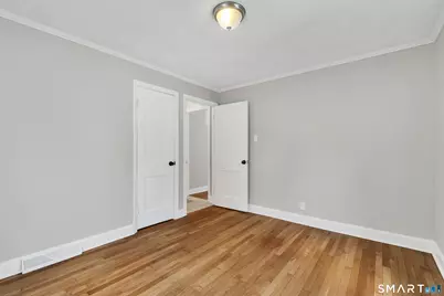 122 Macarthur Drive, Waterbury, CT 06704 - Photo 21