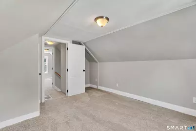 122 Macarthur Drive, Waterbury, CT 06704 - Photo 33