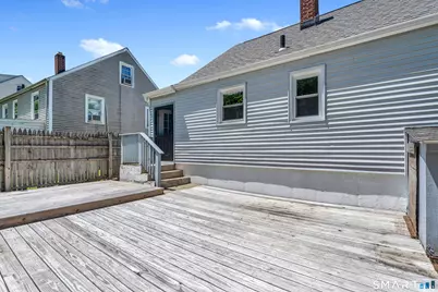 122 Macarthur Drive, Waterbury, CT 06704 - Photo 7