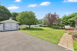 22 Chapin Ave, Rocky Hill, CT 06067 - Photo 3