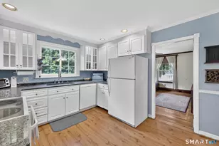 22 Chapin Ave, Rocky Hill, CT 06067 - Photo 15