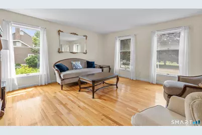 32 Justine Drive, North Haven, CT 06473 - Photo 11