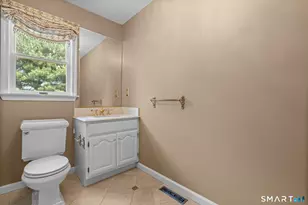 32 Justine Dr, North Haven, CT 06473 - Photo 19
