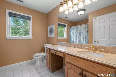 32 Justine Drive, North Haven, CT 06473 - Photo 27