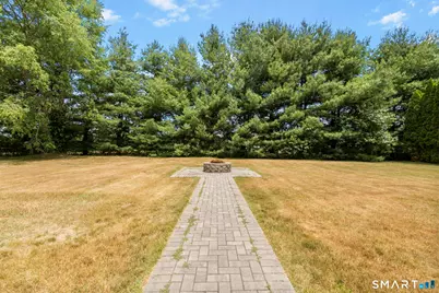 32 Justine Drive, North Haven, CT 06473 - Photo 3