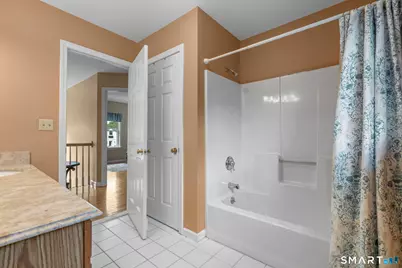 32 Justine Drive, North Haven, CT 06473 - Photo 27