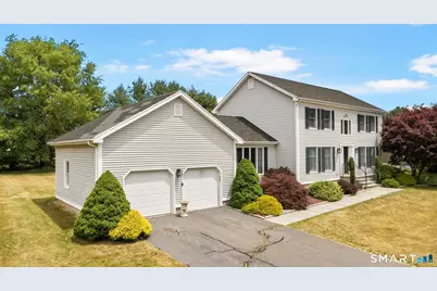 32 Justine Drive, North Haven, CT 06473 - Photo 1