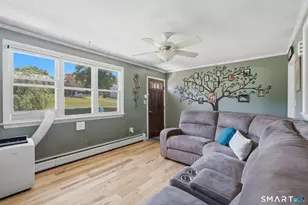 524 Gracey Ave, Meriden, CT 06451 - Photo 9