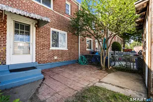 186 Ct D Building 60, Bridgeport, CT 06610 - Photo 5