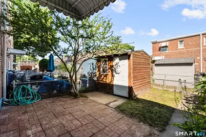186 Court D Building 60, Bridgeport, CT 06610 - Photo 9