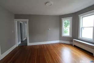 64 James St, Hartford, CT 06106 - Photo 3
