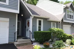 34 Hawley Glen, Stratford, CT 06614 - Photo 3