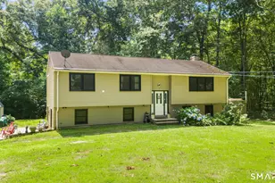 67 Winterberry Cir, Westbrook, CT 06498 - Photo 1