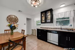 198 Beacon Manor Rd, Naugatuck, CT 06770 - Photo 5