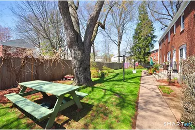 53 Robin Road #B1, West Hartford, CT 06119 - Photo 15