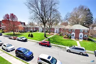 53 Robin Rd, West Hartford, CT 06119 - Photo 17