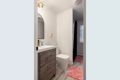 33 Maplewood Street, Waterbury, CT 06708 - Photo 9