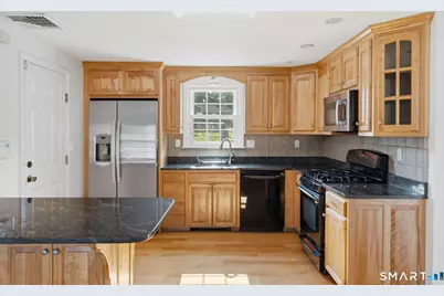 71 Dusty Lane, Wethersfield, CT 06109 - Photo 13