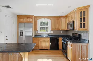 71 Dusty Ln, Wethersfield, CT 06109 - Photo 13