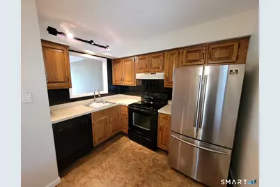 55 Mill Plain Road #34-3, Danbury, CT 06811 - Photo 7