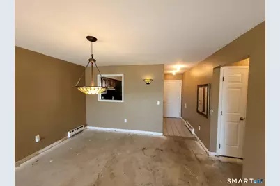 55 Mill Plain Road #34-3, Danbury, CT 06811 - Photo 17