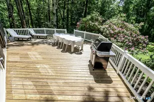 256 Wilton Rd E, Ridgefield, CT 06877 - Photo 13