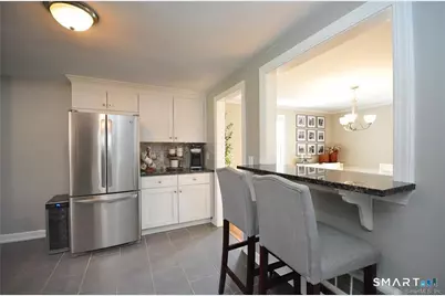 26 Greystone Road, West Hartford, CT 06107 - Photo 9